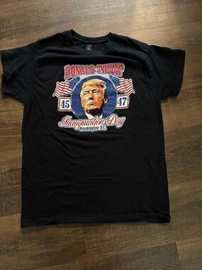 Trump shirt 45/47 Black Inauguration Day
Sz M